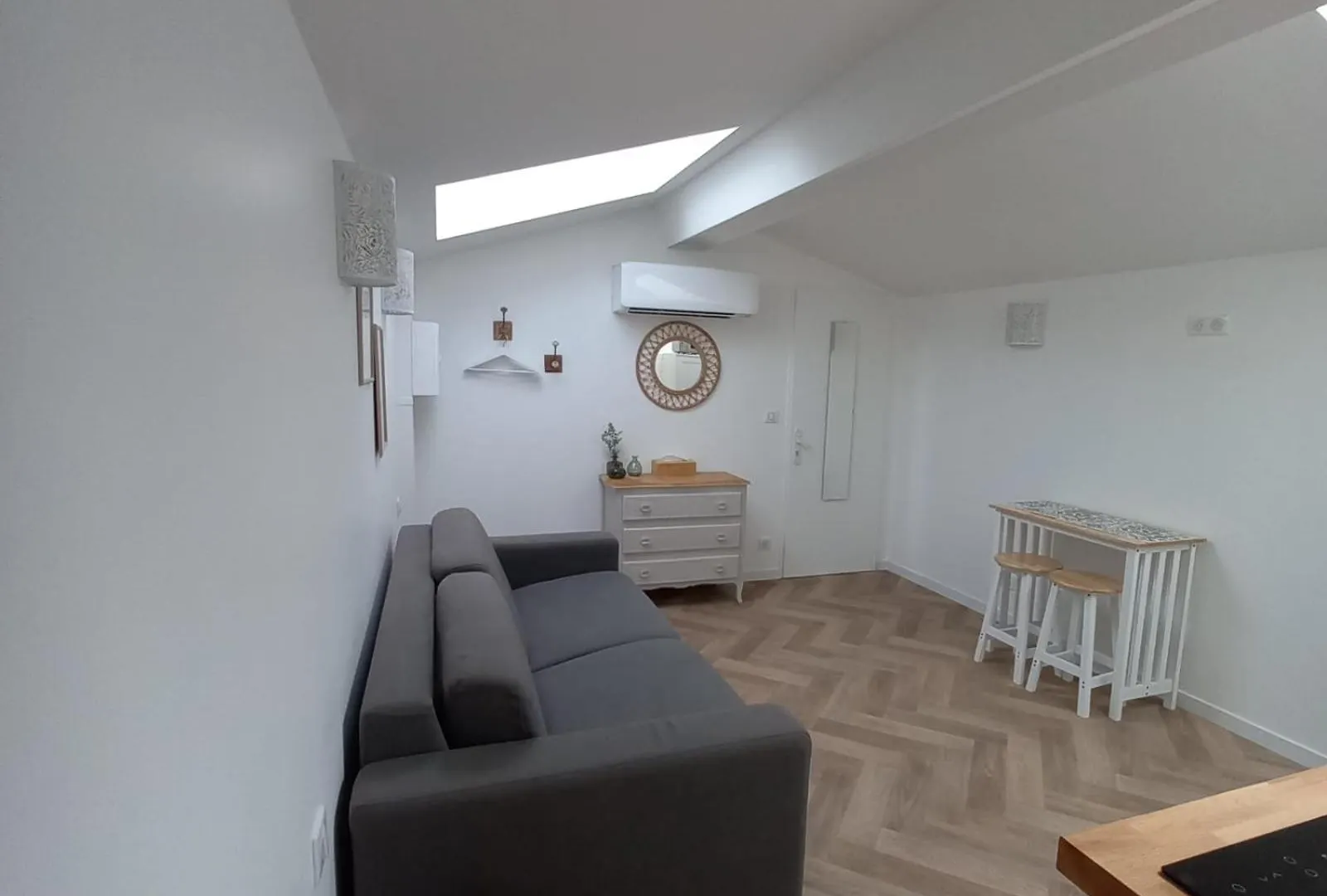 Apartment La Maunia Studio Montceaux France